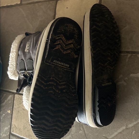 Sorel waterproof winter Boots with Fur Trim women’s 8.5 - Picture 3 of 12